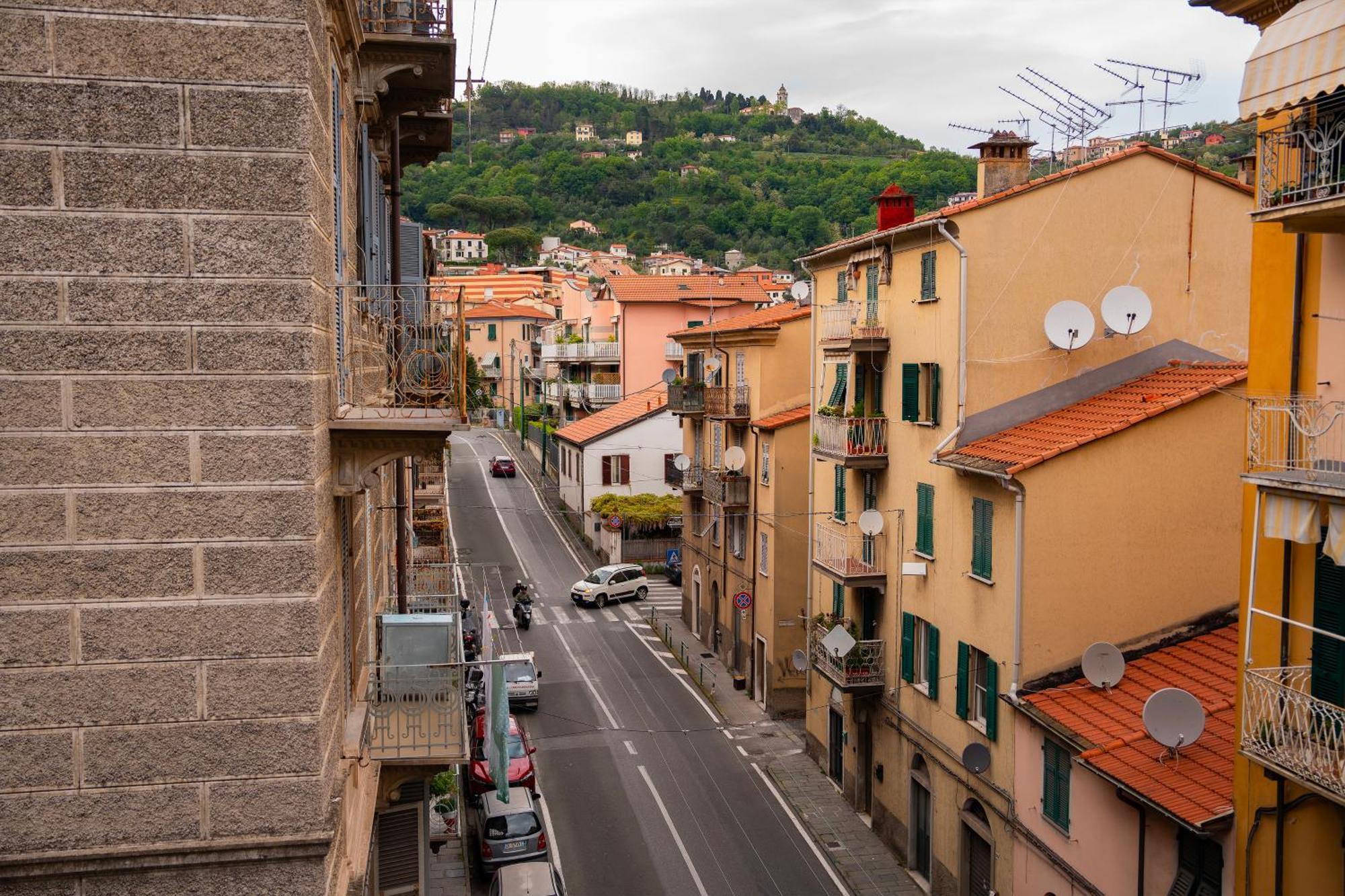 Luminoso Appartamento Vicino Alle Cinque Terre Специя Экстерьер фото